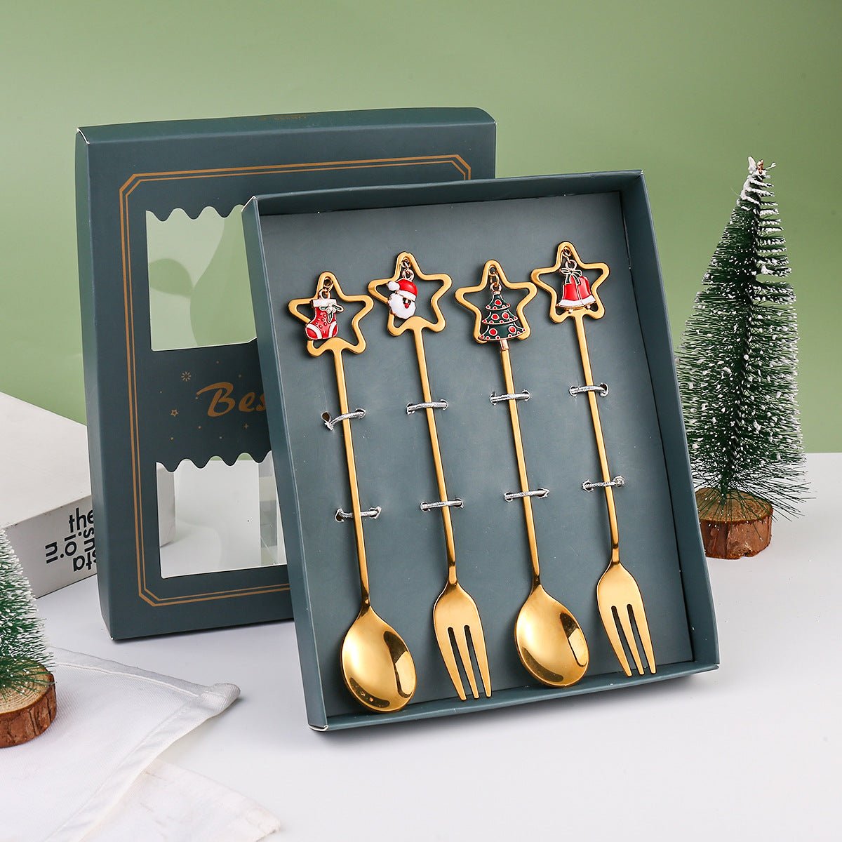 Christmas-themed cutlery2 - Shapelys