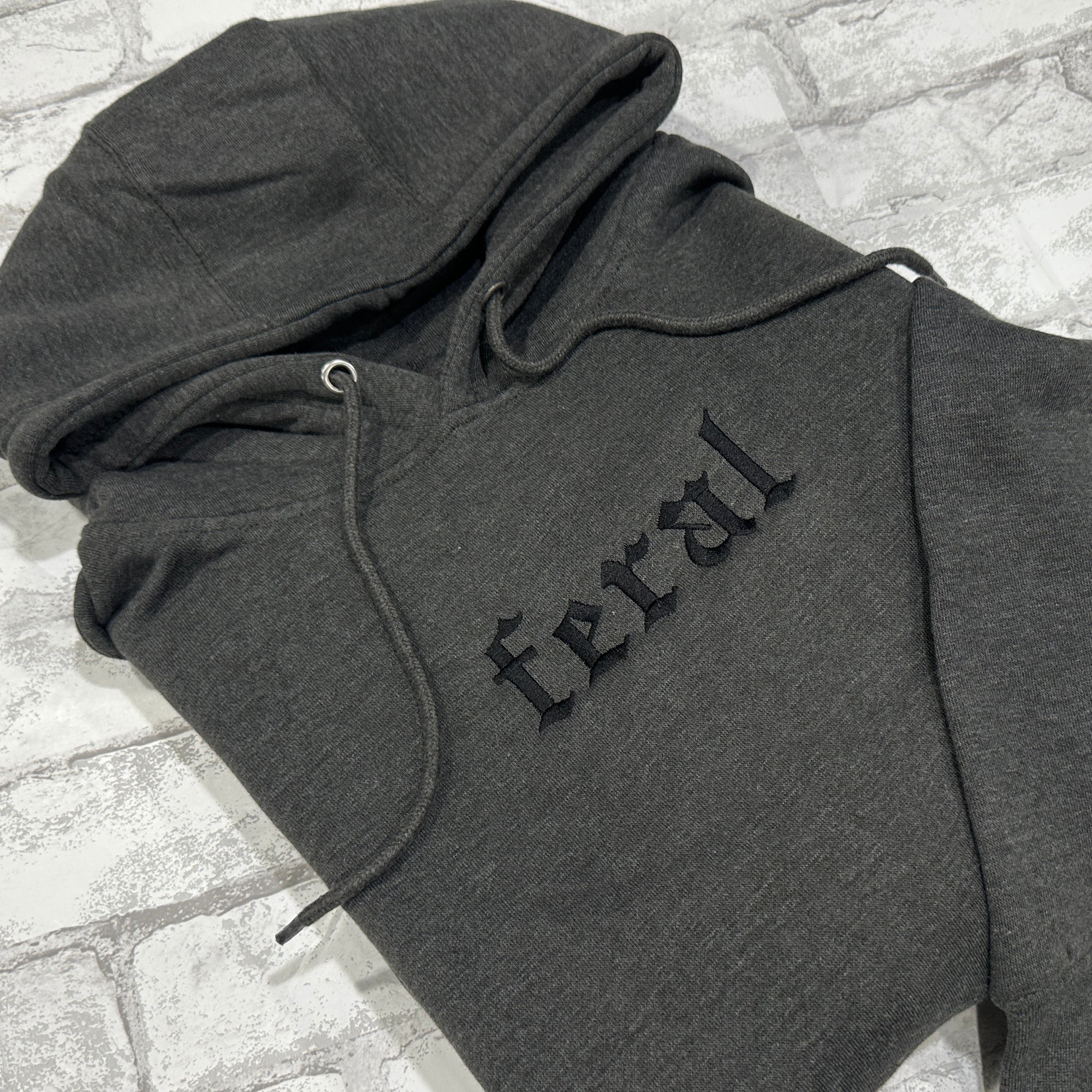 Feral - Embroidered Hoodie/Swertshirt - Shapelys