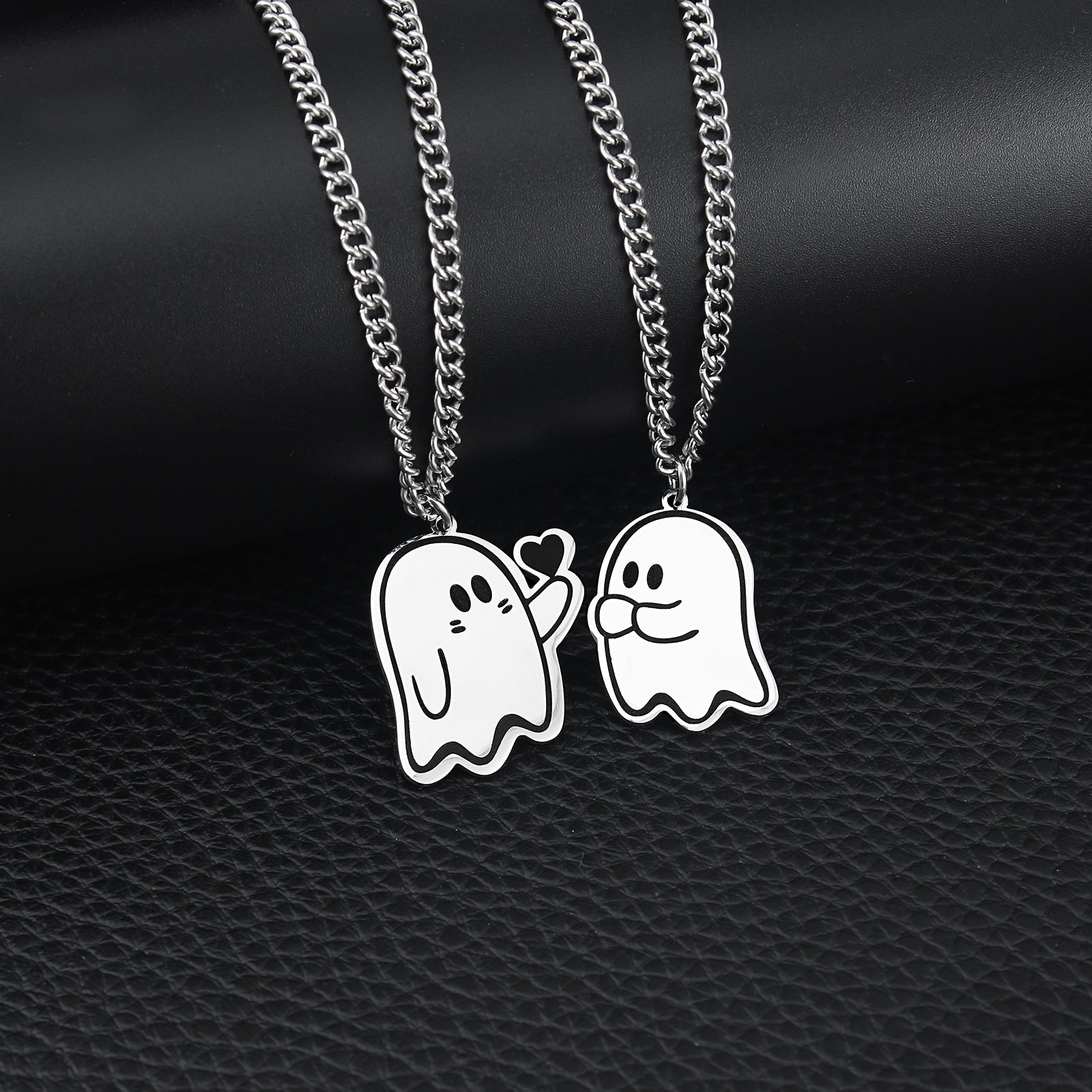 Ghostly Couple Necklace - Shapelys